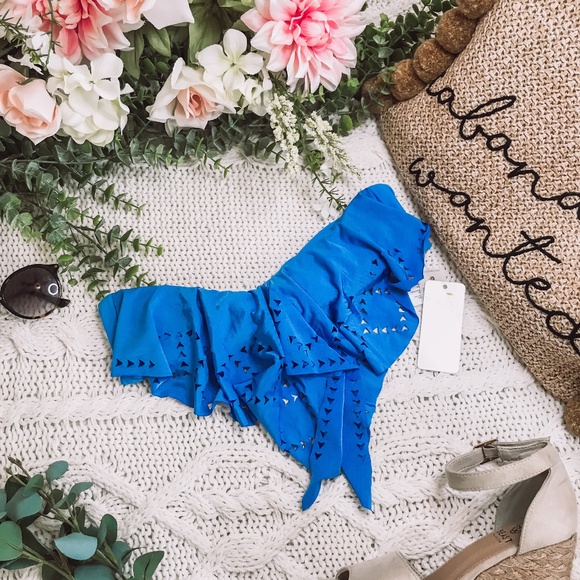 l*space Other - L Space Blue Laser Cut Flutter Bikini Top XS NWT